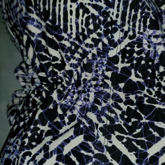 Bathing suit. - Picture 5 of 5